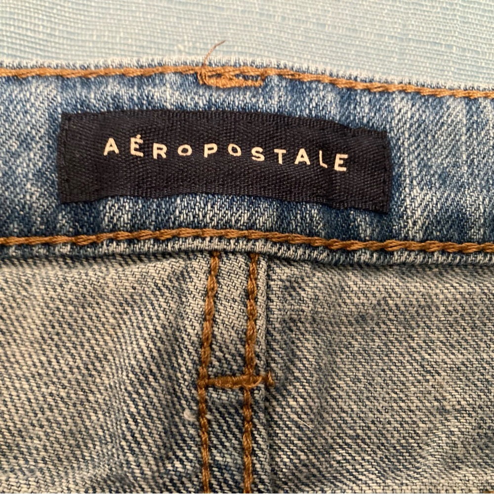 NWOT Aeropostale Women’s Blue Jean Distressed Mini Skirt Size 00 - Picture 3 of 6
